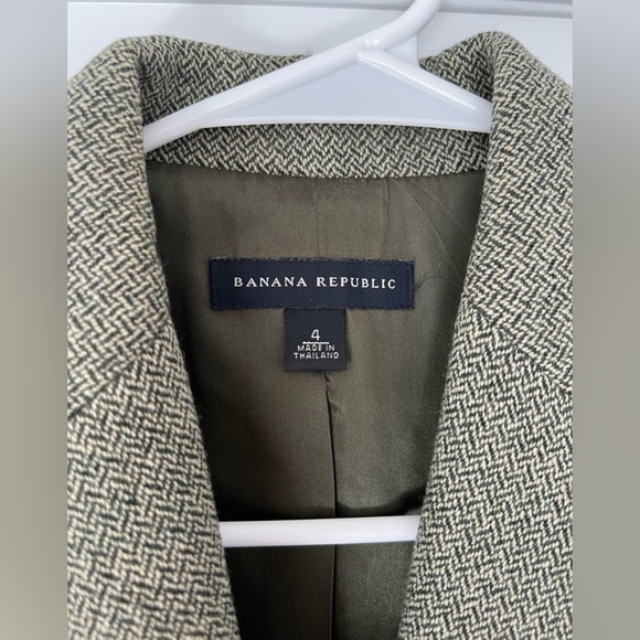 Blazer - Picture 6 of 6